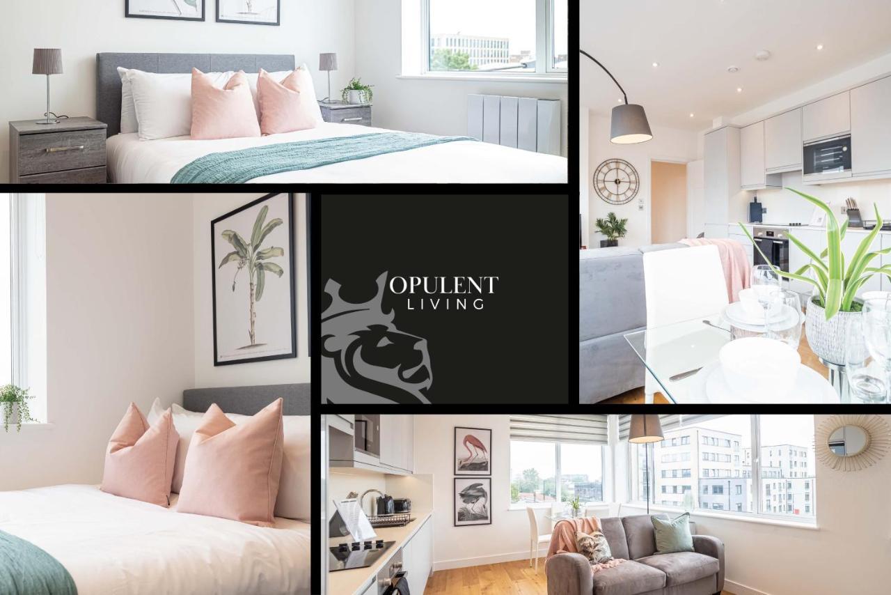 Luxe & Stylish 1 & 2 Bed Flats Near Heathrow, Legoland, & Windsor Slough Exteriör bild